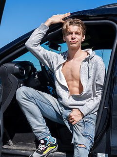 Leo Louis by MASQULIN