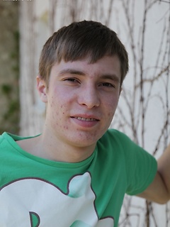Gorgeous twink Andreas busts hit nut outdoors.